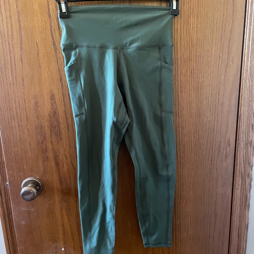 🔥3 for $15🔥 sunzel green legging
